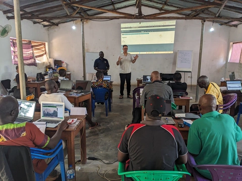 Eric teaching a session