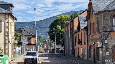 View of the guest house and Avenida Sierra-Pambley