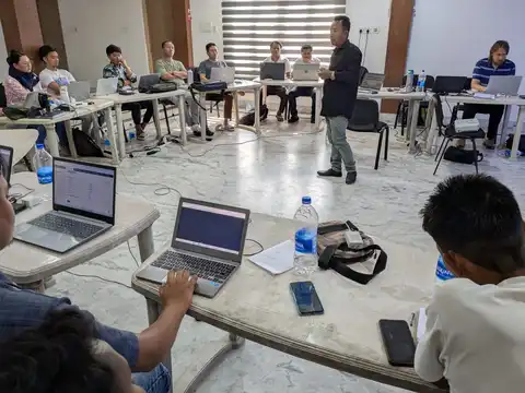 Workshop image b.jpg