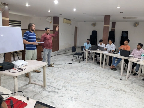 Workshop image f.jpg