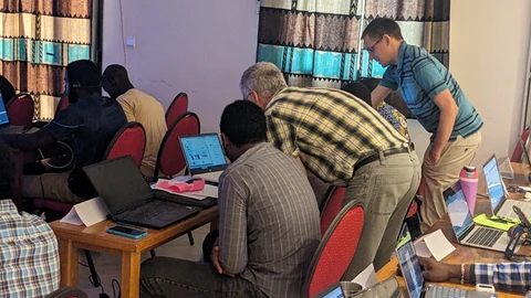 Dan helping the Pulaar team