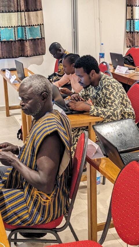 Karon and Pulaar trainees add finishing touches before the celebration