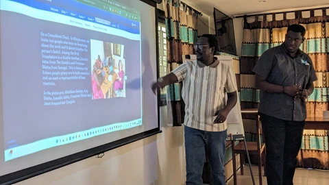Gambian Karon website presentation, with translation by Josué (SIL)