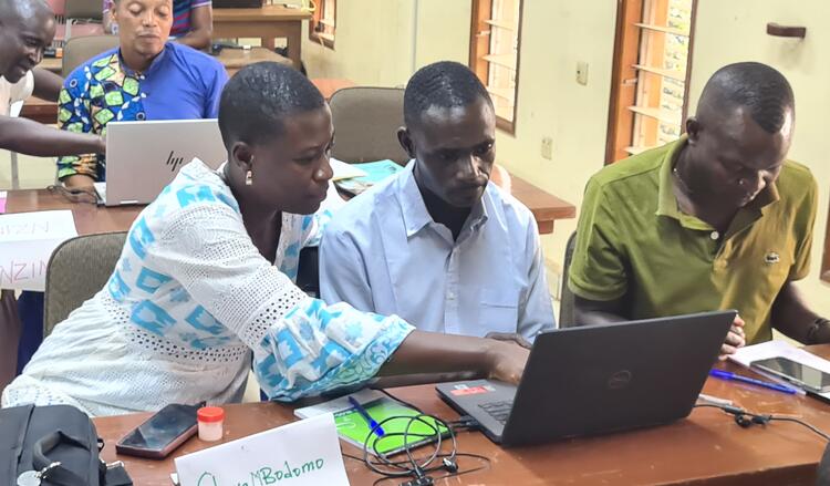 Rebecca and the Gbaya-Mbodomo team