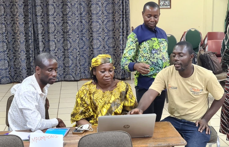 Jaques, Etienne, and the Mpumpong team